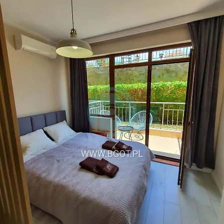 Sun Wave - Premium Sveti Vlas Near To The Beach Lägenhet *