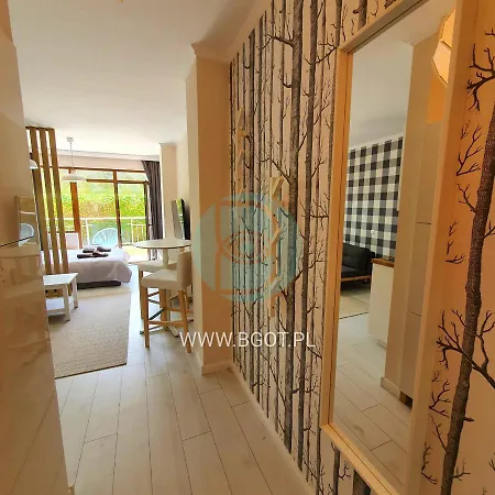Sun Wave - Premium Sveti Vlas Near To The Beach Lägenhet Slăntjev Brjag